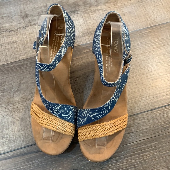 Toms espadrille and fabric wedges size 8 - Picture 7 of 8